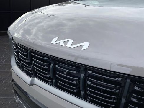 Certified 2024 Kia Sorento SX Prestige image 45