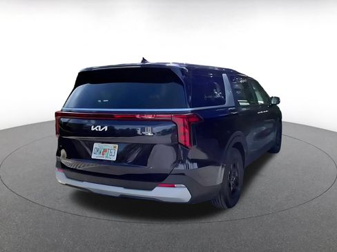 Used 2026 Kia Carnival FWD image 13