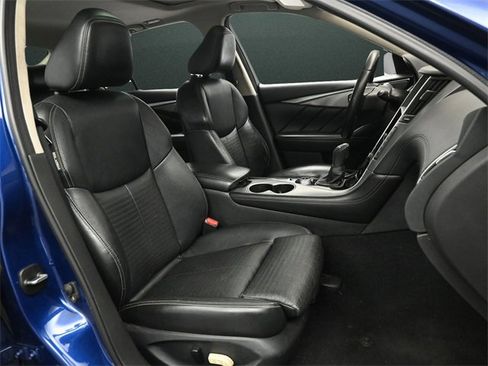 Used 2019 INFINITI Q50 Signature Edition image 21