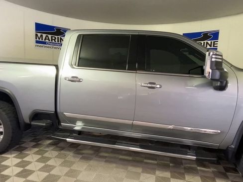 Used 2024 Chevrolet Silverado 2500 High Country w/ High Country Premium Package AWD/4WD image 3