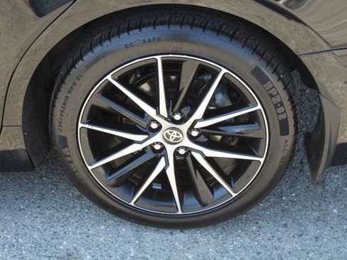 Used 2024 Toyota Camry SE FWD image 10