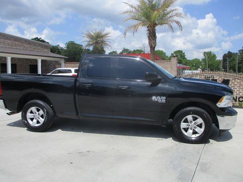 Used 2021 RAM 1500 Tradesman w/ Chrome Plus Package RWD image 17