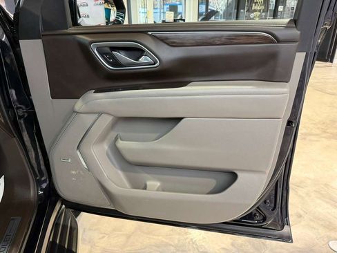 Used 2021 Chevrolet Suburban LT w/ LT Signature Plus Package image 74