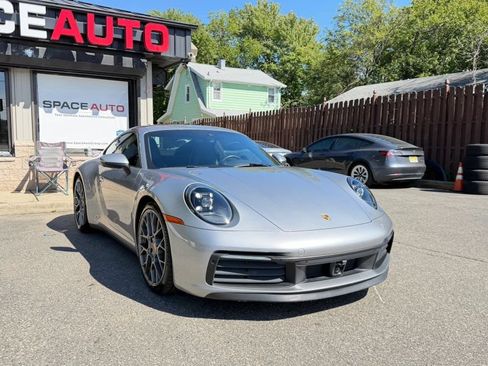 Used 2020 Porsche 911 Carrera S w/ Sport Package RWD image 4