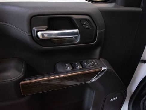 Used 2020 Chevrolet Silverado 1500 RST AWD/4WD image 22