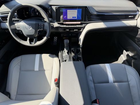Certified 2026 Toyota Camry SE FWD image 13