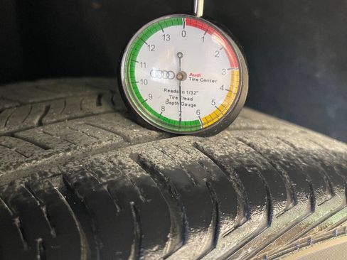 Used 2016 Audi A4 Premium w/ Audi MMI Navigation Plus AWD/4WD image 55