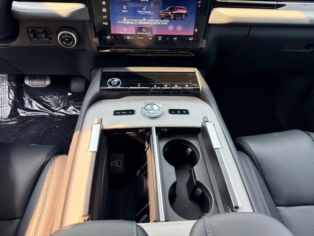 New 2027 Lincoln Navigator Premiere AWD/4WD image 15