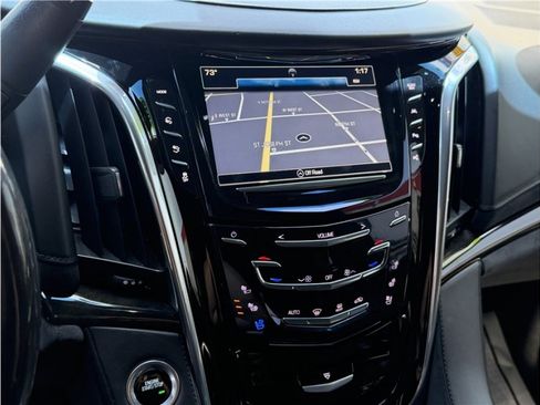 Used 2019 Cadillac Escalade Platinum AWD/4WD image 51