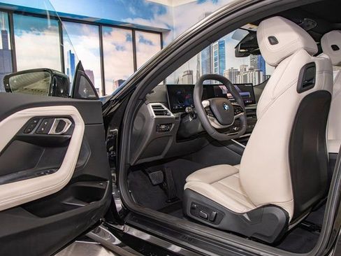 Used 2025 BMW 230i xDrive Coupe w/ Premium Package image 13