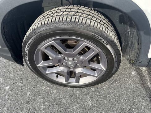 Used 2023 Honda Passport EX-L image 13