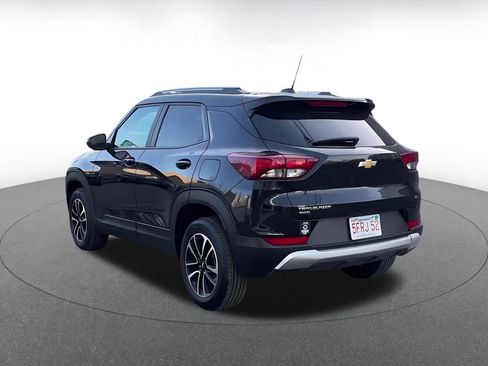 Used 2025 Chevrolet TrailBlazer LT image 11