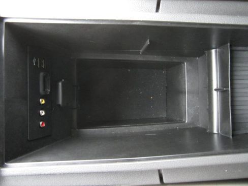 Used 2013 Ford Edge Limited w/ Vision Pkg image 35