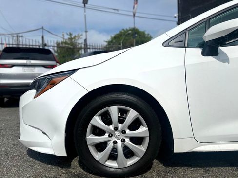 Used 2024 Toyota Corolla LE FWD image 6