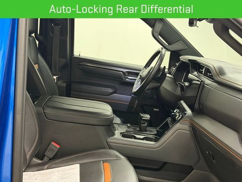 Certified 2024 GMC Sierra 1500 AT4 w/ Technology Package AWD/4WD image 26