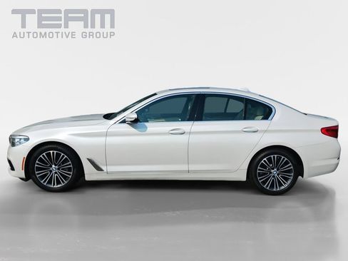 Used 2019 BMW 530i w/ Convenience Package RWD image 4