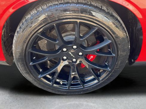 Used 2015 Dodge Challenger SRT Hellcat RWD image 21