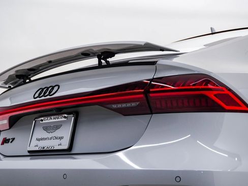 Used 2023 Audi RS 7 Sportback image 13