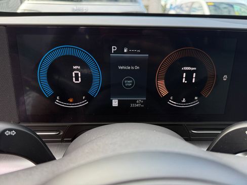 Used 2025 Hyundai Kona SEL image 40