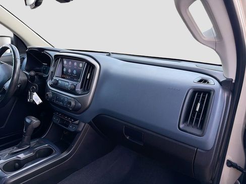 Used 2021 Chevrolet Colorado Z71 AWD/4WD image 28
