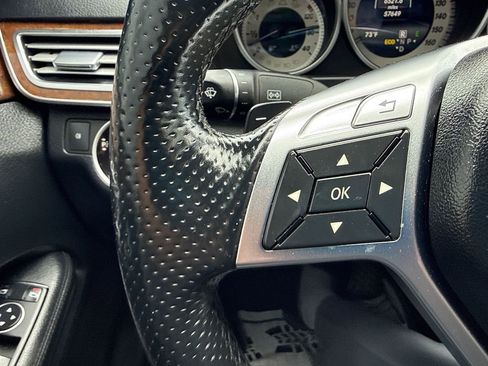 Used 2014 Mercedes-Benz E 350 4MATIC Sedan image 26