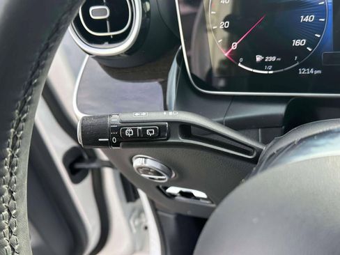 Used 2024 Mercedes-Benz GLC 300 4MATIC SUV image 27