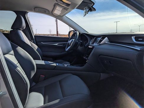 Used 2025 INFINITI QX50 Pure image 20