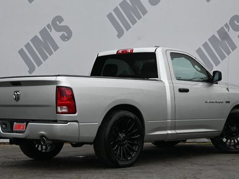 Used 2012 RAM 1500 Express RWD image 5