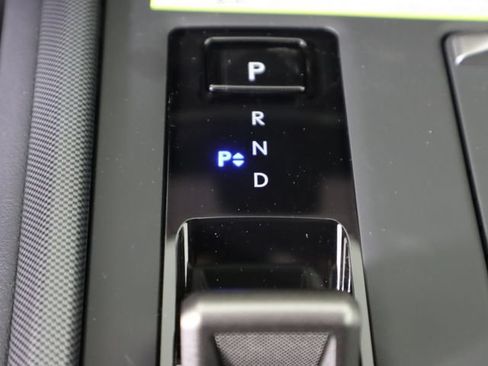 New 2026 Lexus ES 350e FWD image 18