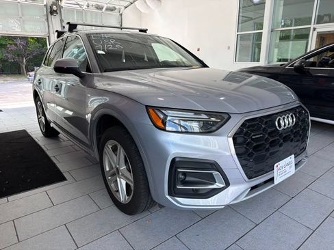 Used 2024 Audi Q5 e Premium Plus w/ Premium Plus Package AWD/4WD image 5