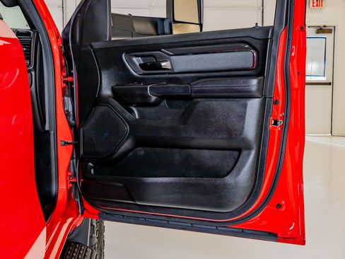 Used 2021 RAM 1500 Big Horn w/ Built-to-serve Edition image 37