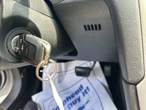 Used 2013 Ford Fusion SE FWD image 13
