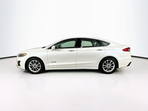 Used 2019 Ford Fusion SEL FWD image 4