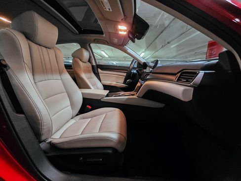Used 2018 Honda Accord EX-L image 33