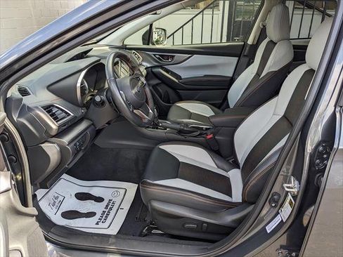 Used 2023 Subaru Crosstrek 2.5i Limited w/ Moonroof Package image 9