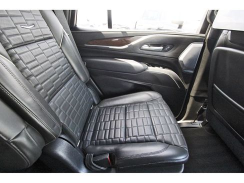 Used 2021 Cadillac Escalade Sport Platinum AWD/4WD image 11