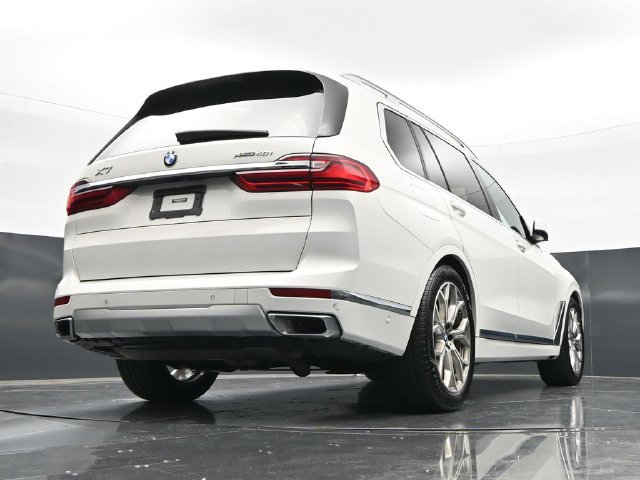 Used 2021 BMW X7 xDrive40i w/ Parking Assistance Package AWD/4WD image 46
