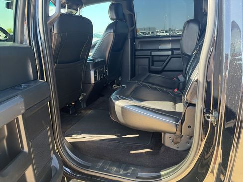 Used 2018 Ford F150 XLT w/ Equipment Group 302A Luxury image 15