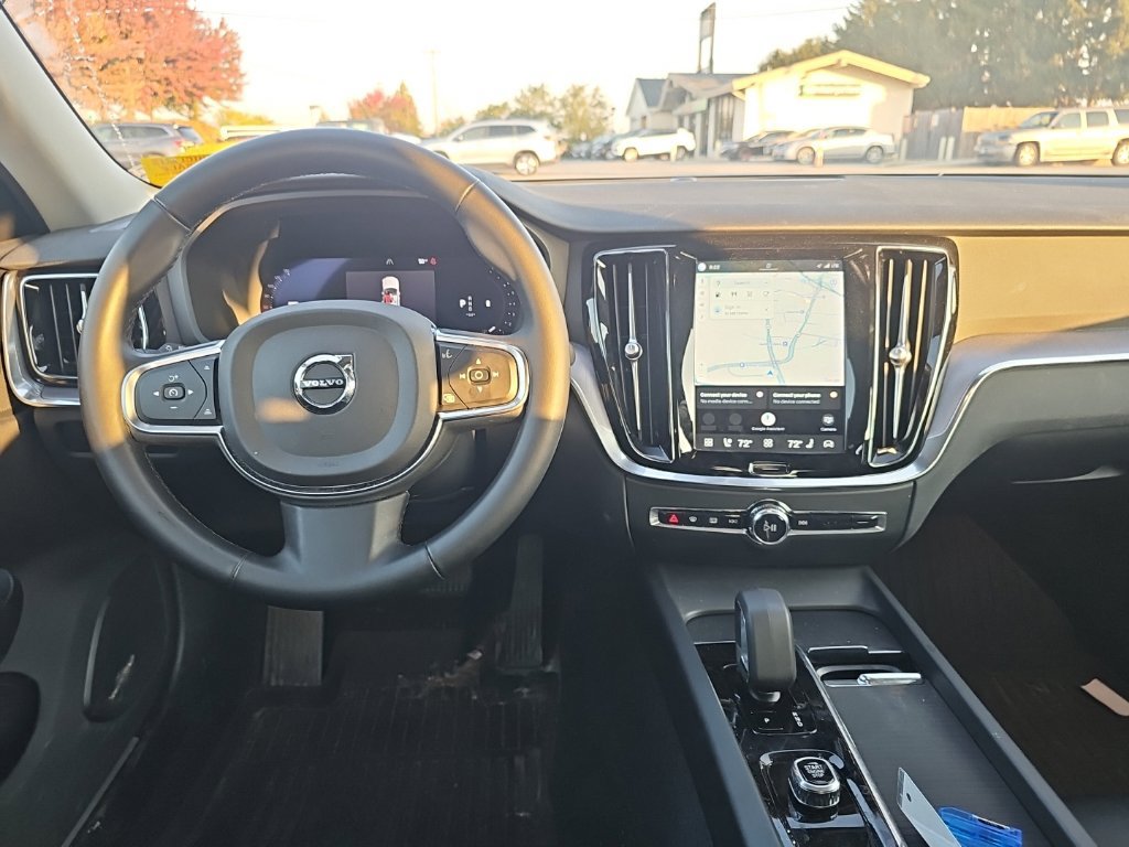 Used 2024 Volvo S60 B5 Core w/ Climate Package FWD image 2