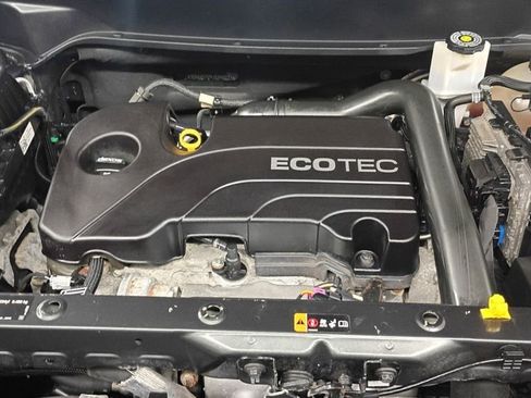 Used 2018 Chevrolet Equinox LT image 14