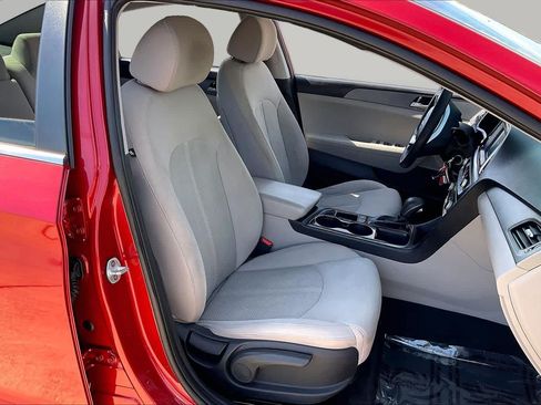 Used 2019 Hyundai Sonata SE FWD image 8