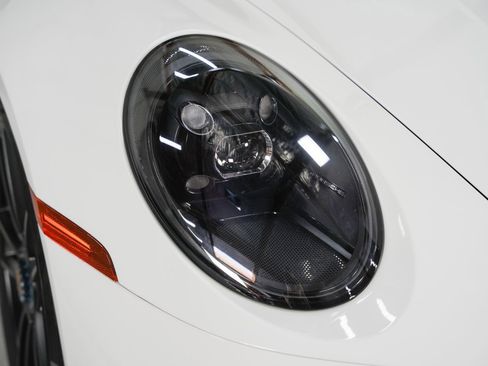 Used 2024 Porsche 911 Carrera GTS image 12