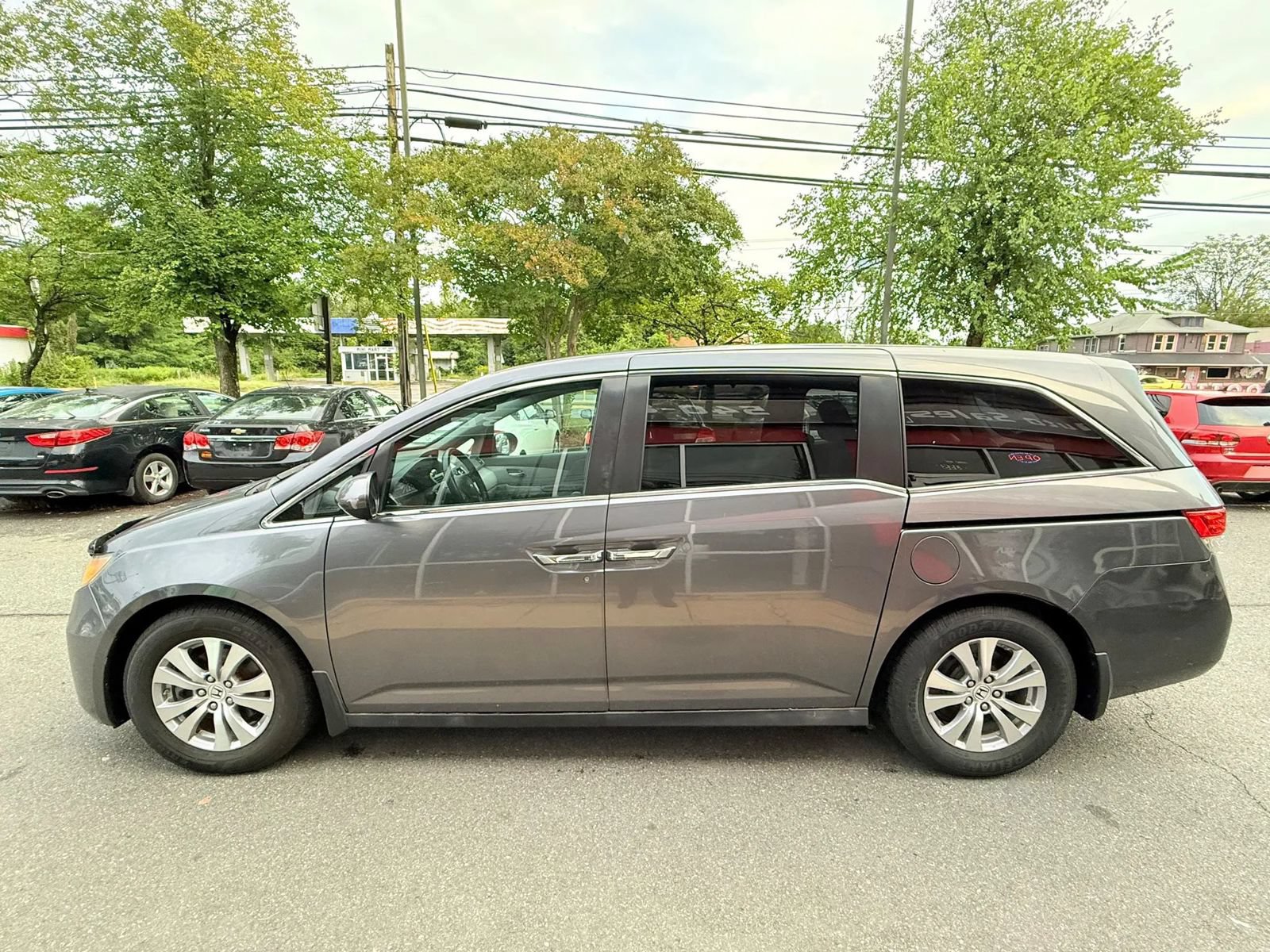 Used 2014 Honda Odyssey EX-L image 3
