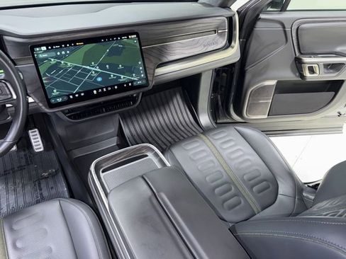 Used 2023 Rivian R1T Adventure image 23