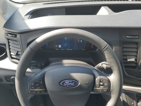 New 2026 Ford Transit 250 148 Medium Roof w/ Load Area Protection Package image 18