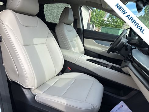 Used 2025 Nissan Murano SL image 9