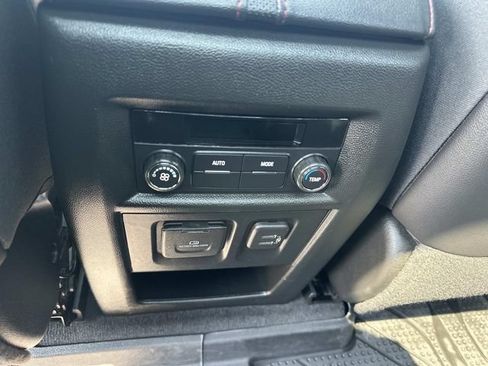 Certified 2023 Chevrolet Traverse RS w/ LPO, Floor Liner Package AWD/4WD image 25