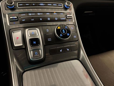 Used 2023 Hyundai Santa Fe SEL image 27