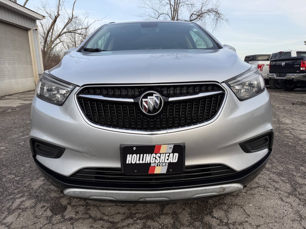 Used 2017 Buick Encore Preferred FWD image 2
