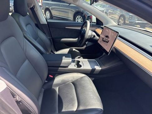 Used 2022 Tesla Model 3 Long Range AWD/4WD image 21